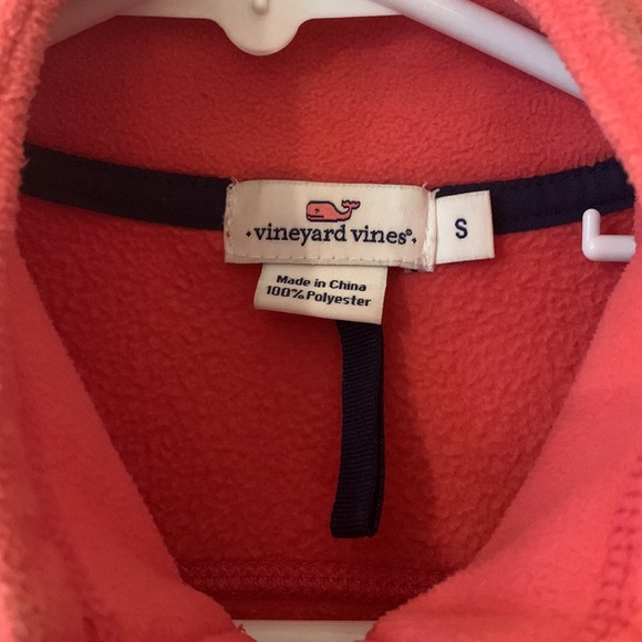 Vineyard Vines fleece vest - Picture 2 of 3